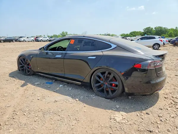 5YJSA1E41JF285480 2018 TESLA MODEL S - Image 2