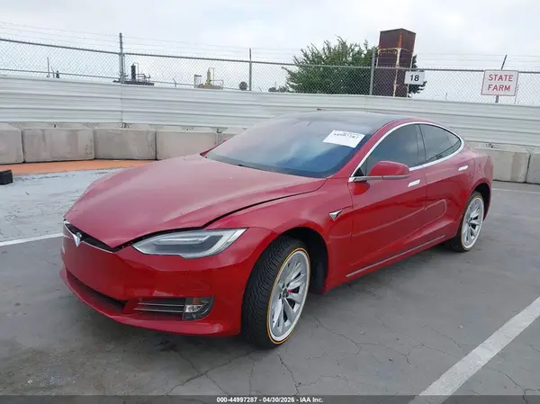 5YJSA1E41LF350623 2020 TESLA MODEL S - Image 2