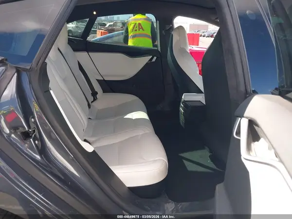 5YJSA1E41LF358897 2020 TESLA MODEL S - Image 8