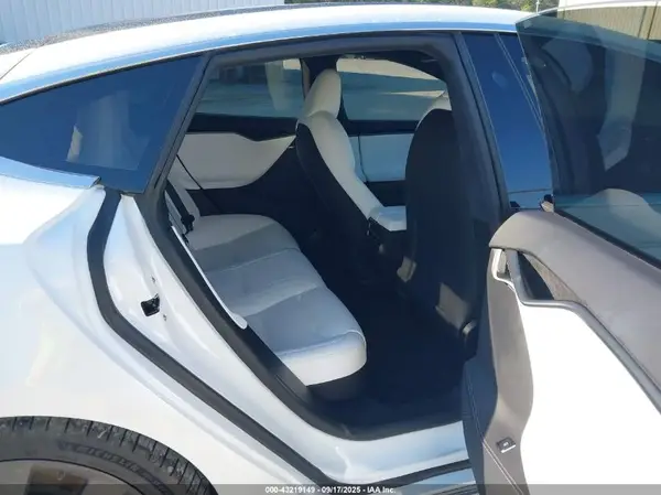 5YJSA1E41LF364165 2020 TESLA MODEL S - Image 8