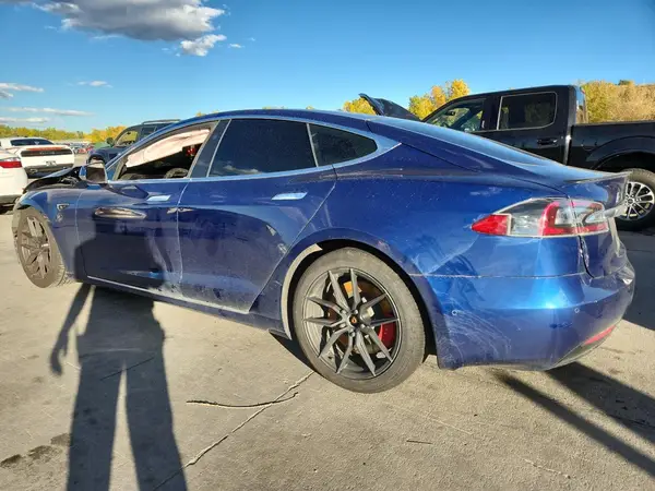 5YJSA1E41LF413431 2020 TESLA MODEL S - Image 2