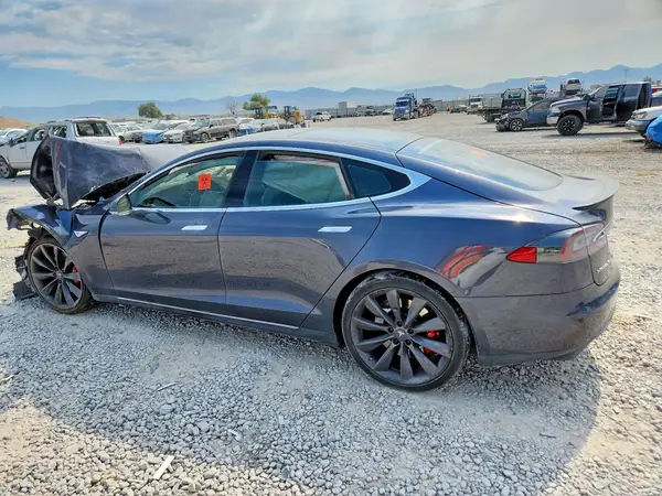 5YJSA1E42GF129604 2016 TESLA MODEL S - Image 2