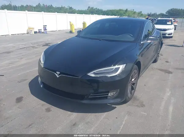 5YJSA1E42HF187617 2017 TESLA MODEL S - Image 2