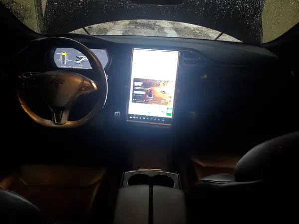 5YJSA1E42JF245893 2018 TESLA MODEL S - Image 8