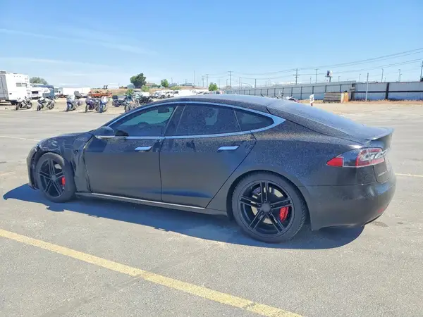 5YJSA1E42JF296598 2018 TESLA MODEL S - Image 2