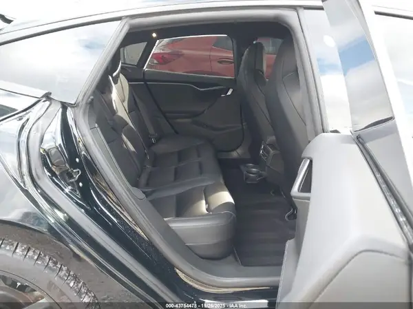 5YJSA1E42KF335532 2019 TESLA MODEL S - Image 8