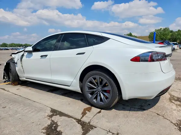 5YJSA1E42LF363722 2020 TESLA MODEL S - Image 2