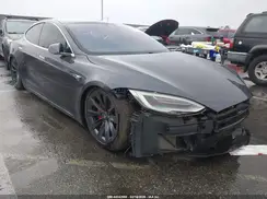 5YJSA1E42LF397515 2020 TESLA MODEL S