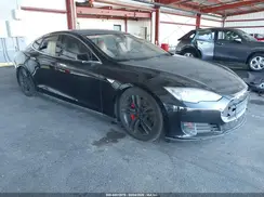 5YJSA1E43GF120104 2016 TESLA MODEL S