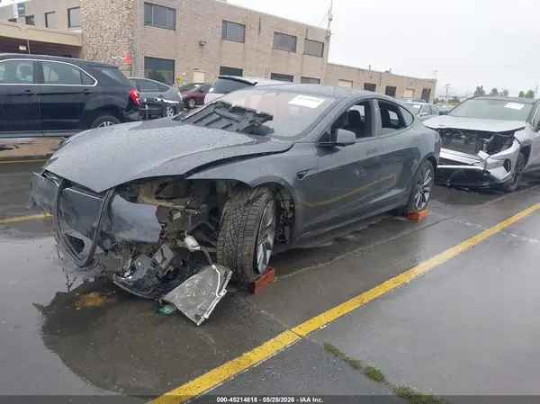 5YJSA1E43GF174938 2016 TESLA MODEL S - Image 2
