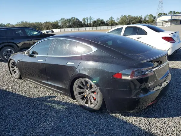 5YJSA1E43JF246146 2018 TESLA MODEL S - Image 2