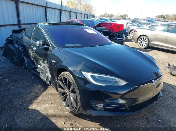 5YJSA1E43JF251900 2018 TESLA MODEL S - Image 1