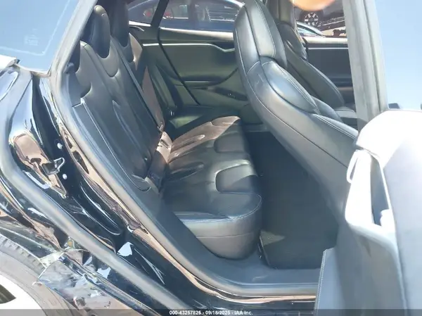 5YJSA1E44HF184024 2017 TESLA MODEL S - Image 8