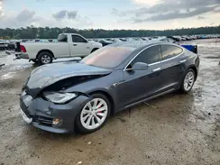 5YJSA1E44JF243076 2018 TESLA MODEL S