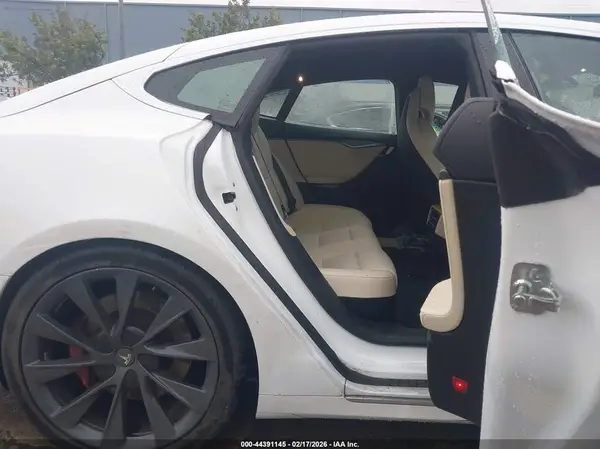 5YJSA1E44KF349416 2019 TESLA MODEL S - Image 8