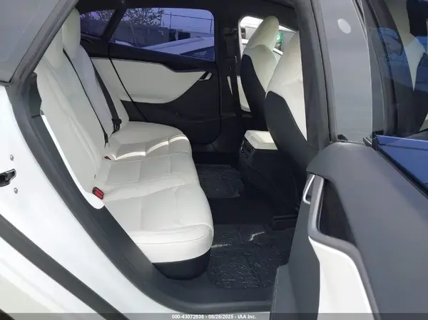 5YJSA1E44LF364385 2020 TESLA MODEL S - Image 8