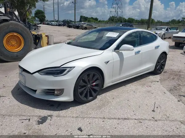 5YJSA1E45HF189006 2017 TESLA MODEL S - Image 2