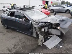 5YJSA1E45JF248111 2018 TESLA MODEL S