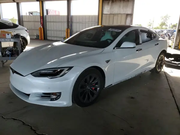 5YJSA1E45KF330633 2019 TESLA MODEL S - Image 1