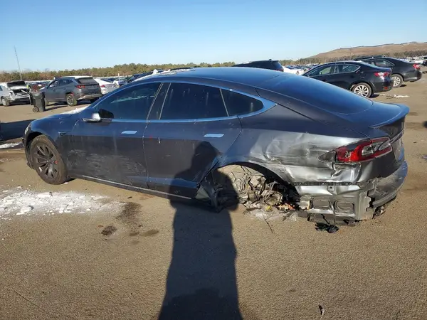 5YJSA1E45KF332527 2019 TESLA MODEL S - Image 2