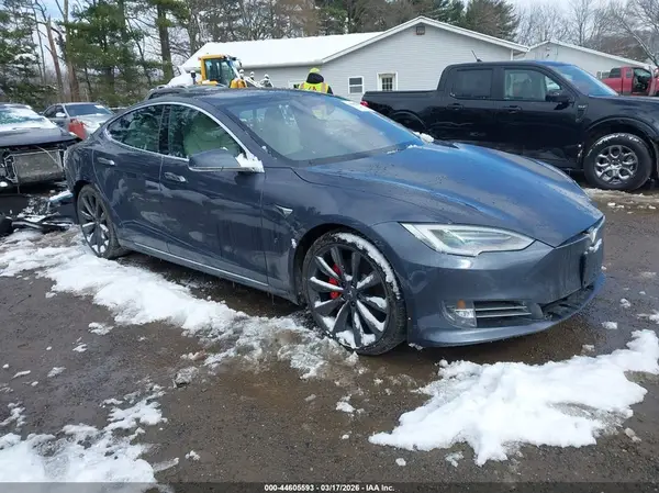 5YJSA1E45LF358630 2020 TESLA MODEL S - Image 1