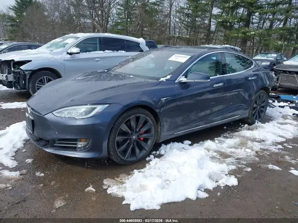 5YJSA1E45LF358630 2020 TESLA MODEL S - Image 2