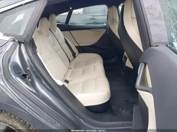 5YJSA1E45LF358630 2020 TESLA MODEL S - Image 8