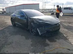 5YJSA1E45LF412055 2020 TESLA MODEL S