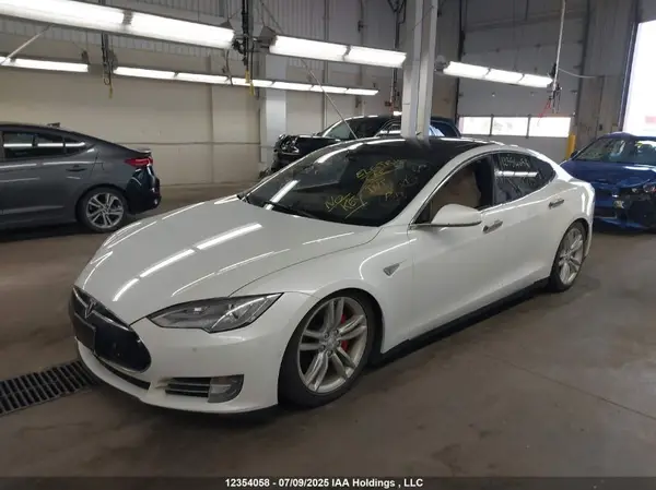 5YJSA1E46GF128715 2016 TESLA MODEL S - Image 2