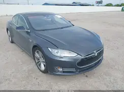 5YJSA1E46GF131226 2016 TESLA MODEL S
