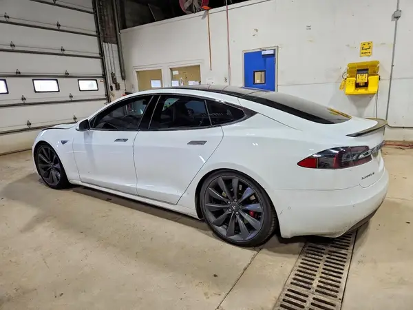 5YJSA1E46GF155204 2016 TESLA MODEL S - Image 2