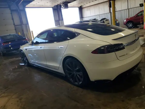 5YJSA1E46JF293221 2018 TESLA MODEL S - Image 2
