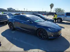 5YJSA1E46KF313596 2019 TESLA MODEL S
