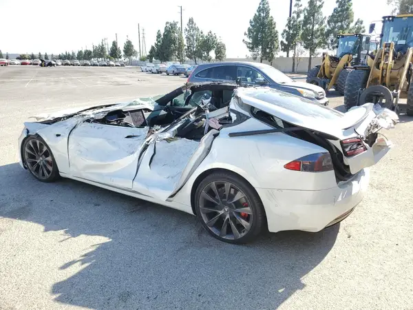 5YJSA1E46KF331354 2019 TESLA MODEL S - Image 2