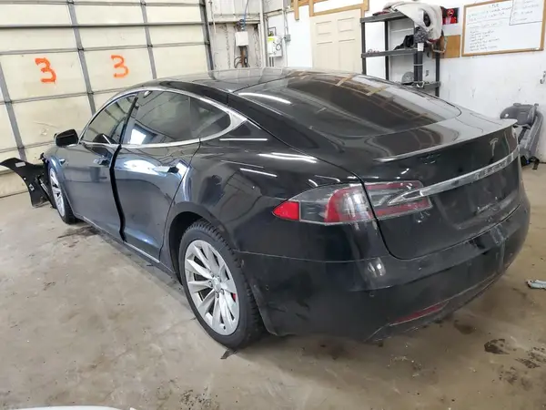 5YJSA1E46KF332553 2019 TESLA MODEL S - Image 2