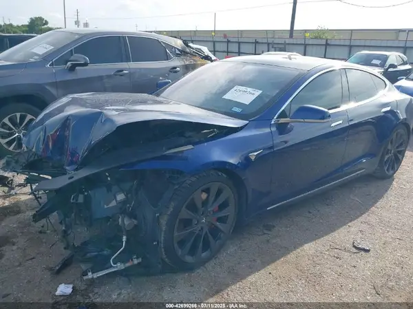 5YJSA1E46LF370835 2020 TESLA MODEL S - Image 2