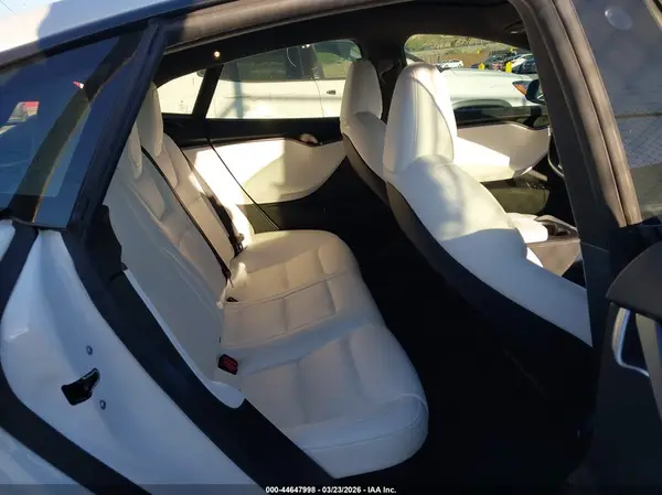 5YJSA1E46LF378661 2020 TESLA MODEL S - Image 8