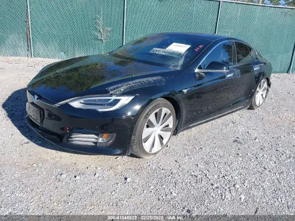 5YJSA1E46LF390681 2020 TESLA MODEL S - Image 2