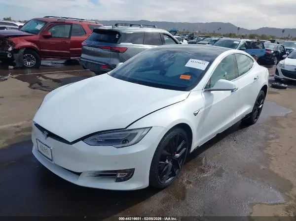 5YJSA1E47JF271731 2018 TESLA MODEL S - Image 2
