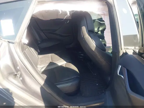 5YJSA1E47KF313641 2019 TESLA MODEL S - Image 8