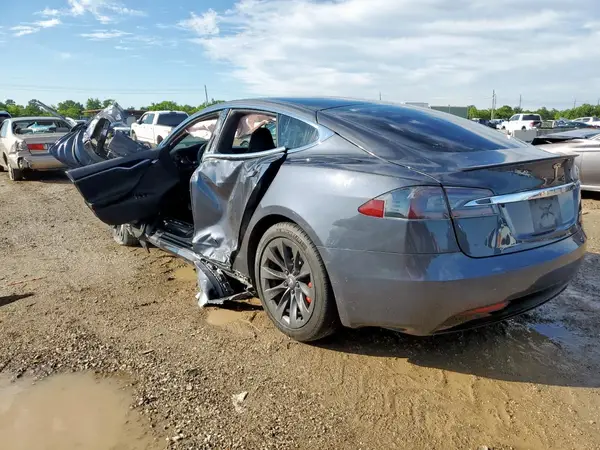 5YJSA1E47KF341410 2019 TESLA MODEL S - Image 2