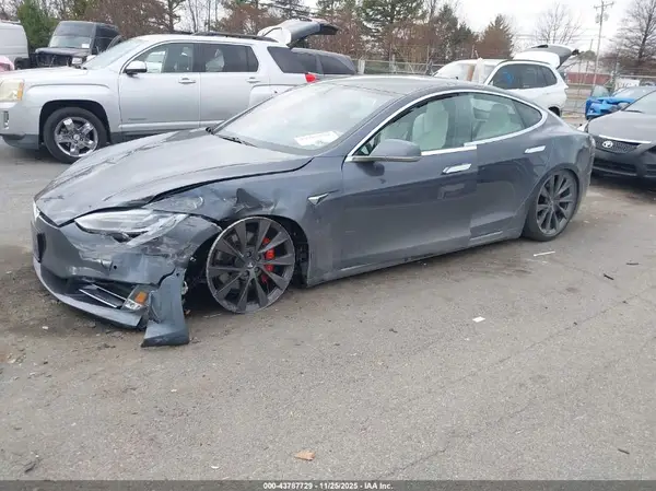 5YJSA1E47LF358287 2020 TESLA MODEL S - Image 2