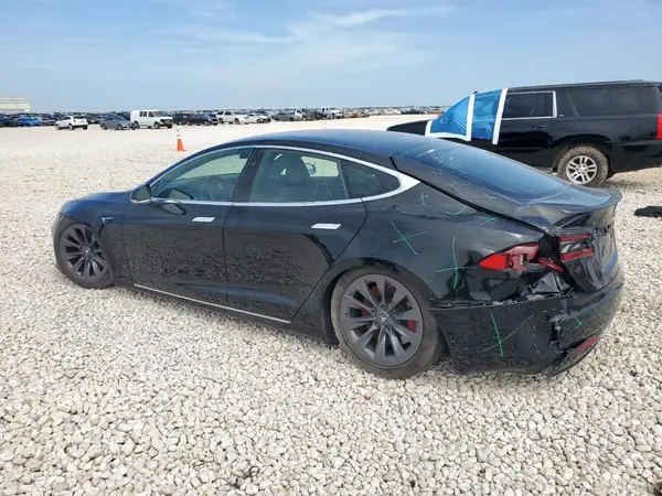 5YJSA1E47LF364073 2020 TESLA MODEL S - Image 2