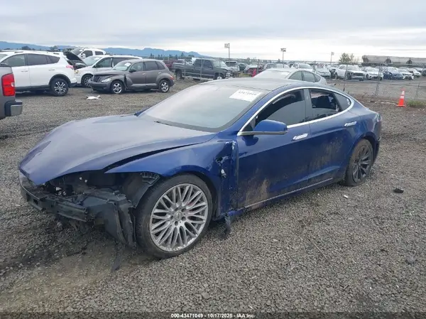 5YJSA1E47LF364414 2020 TESLA MODEL S - Image 2