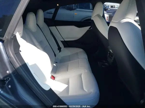 5YJSA1E47LF415636 2020 TESLA MODEL S - Image 8