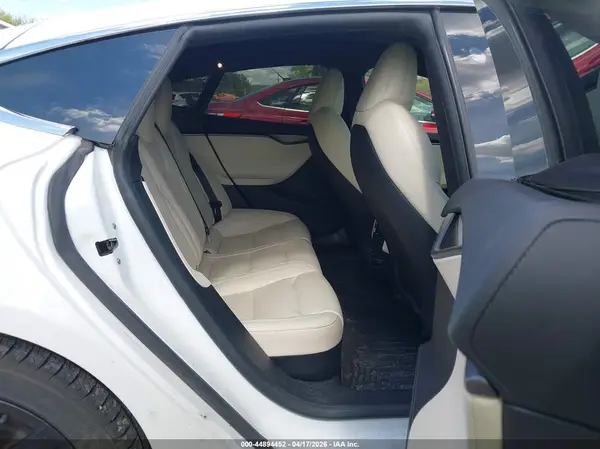 5YJSA1E47MF425777 2021 TESLA MODEL S - Image 8