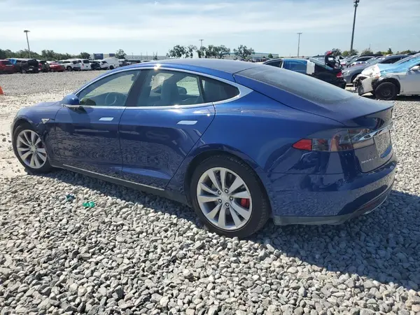 5YJSA1E48GF120177 2016 TESLA MODEL S - Image 2