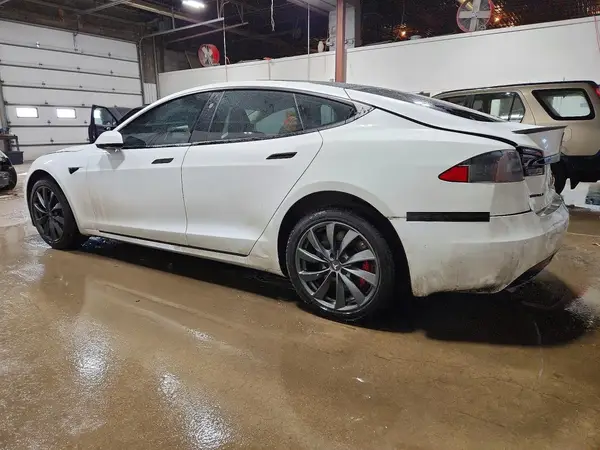 5YJSA1E48HF178890 2017 TESLA MODEL S - Image 2