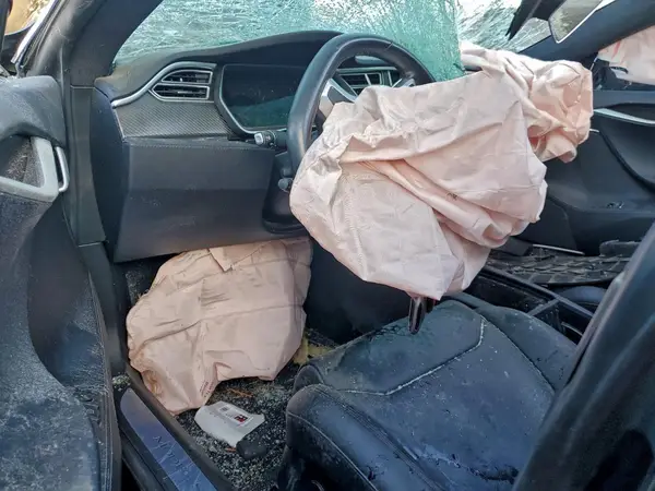 5YJSA1E48JF249897 2018 TESLA MODEL S - Image 8