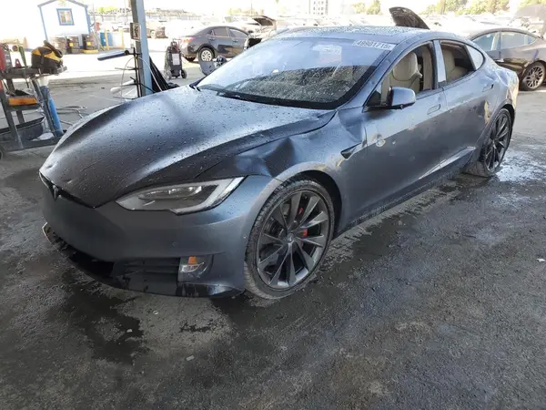 5YJSA1E48JF254615 2018 TESLA MODEL S - Image 1